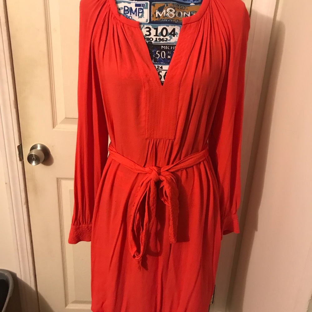 Dress - Picture 2 of 4